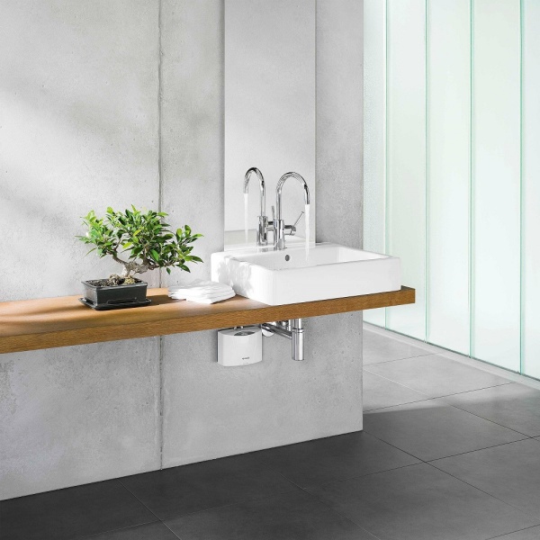 Водонагреватель проточный Clage MBH 6